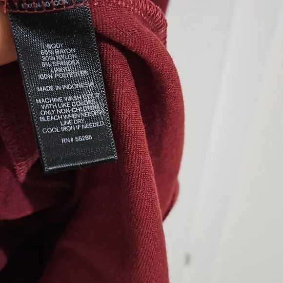Express Burgundy dress size 10 Y Pay More