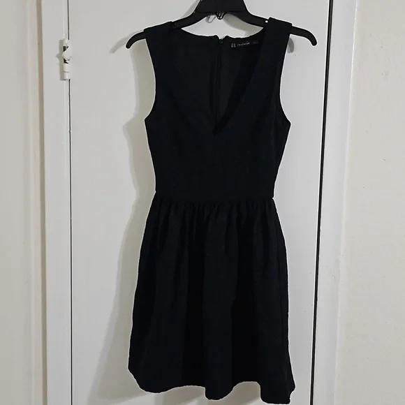 ZARA Black Maternity Dress Size M Y Pay More