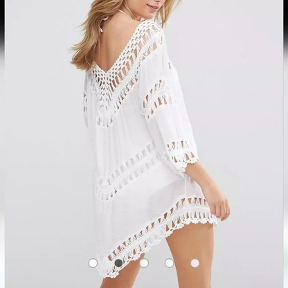 NWOT Vivid Collection Crochet Beach, Size M Y Pay More