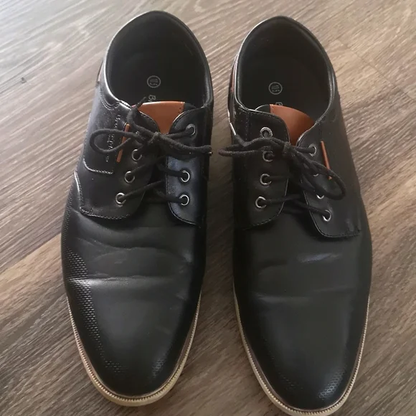 Bruno Marc Black Shoes size 10.5 Y Pay More