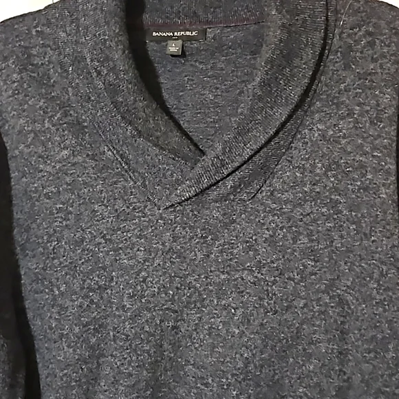 Banana Republic Brushed Waffle Shawl Neck, Size L Y Pay More