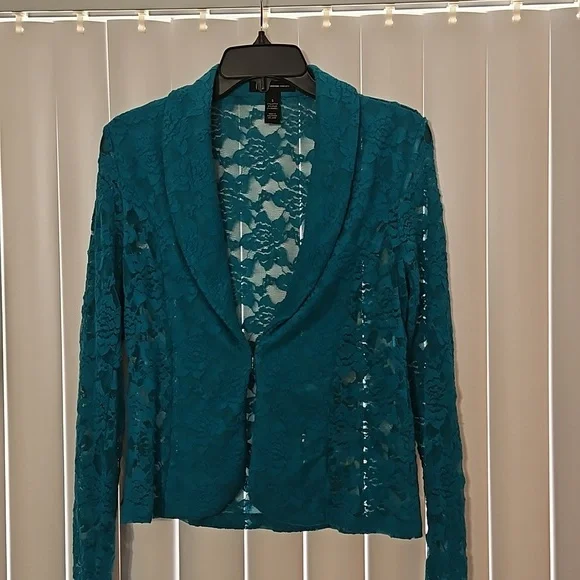 A Turquoise lace formal Jack size S Y Pay More