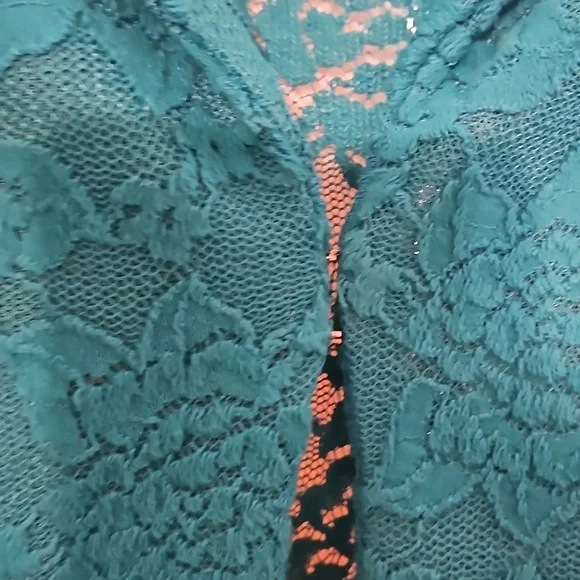 A Turquoise lace formal Jack size S Y Pay More