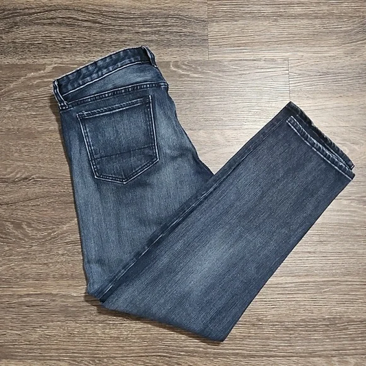 Banana Republic Jeans size 32 Y Pay More