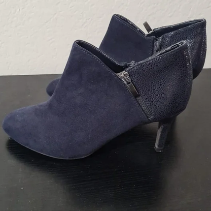 NWOT elegant NWT M&S navy blue ankle boots Y Pay More