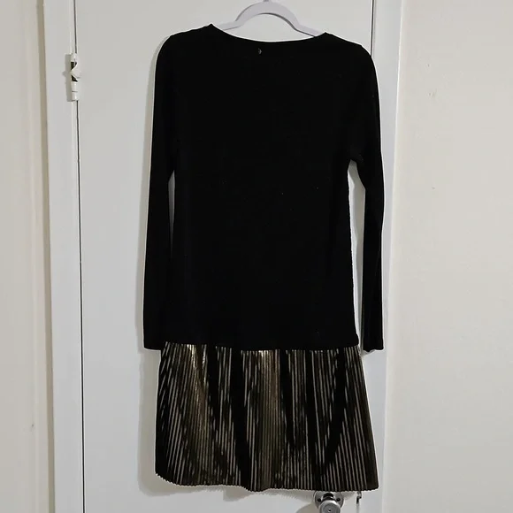 NWOT River Woods Elegant Dress. Size S (8) Y Pay More